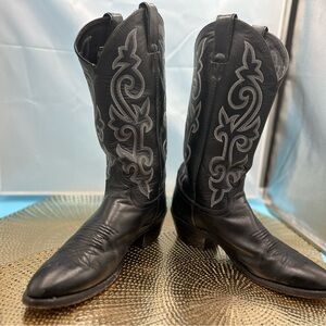Justin women 9.5 cowgirl boots